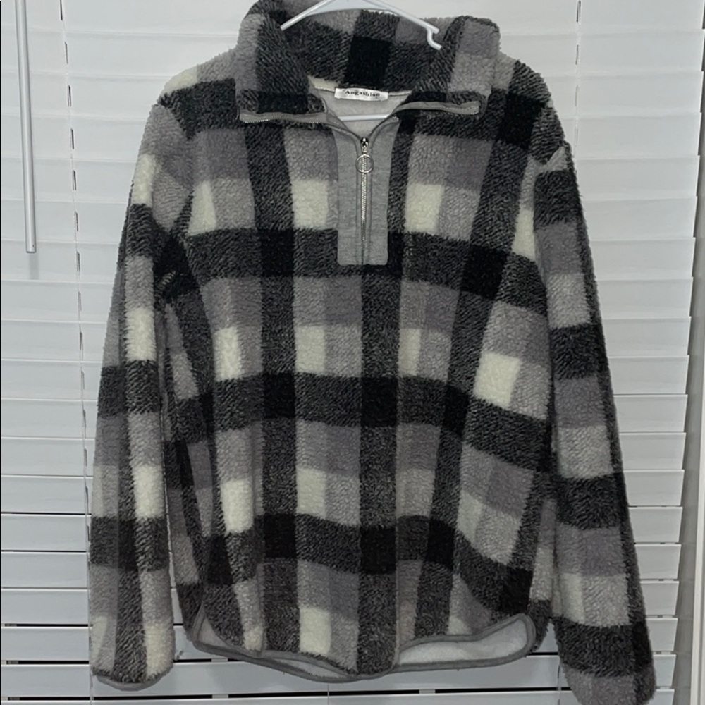 Plaid pullover